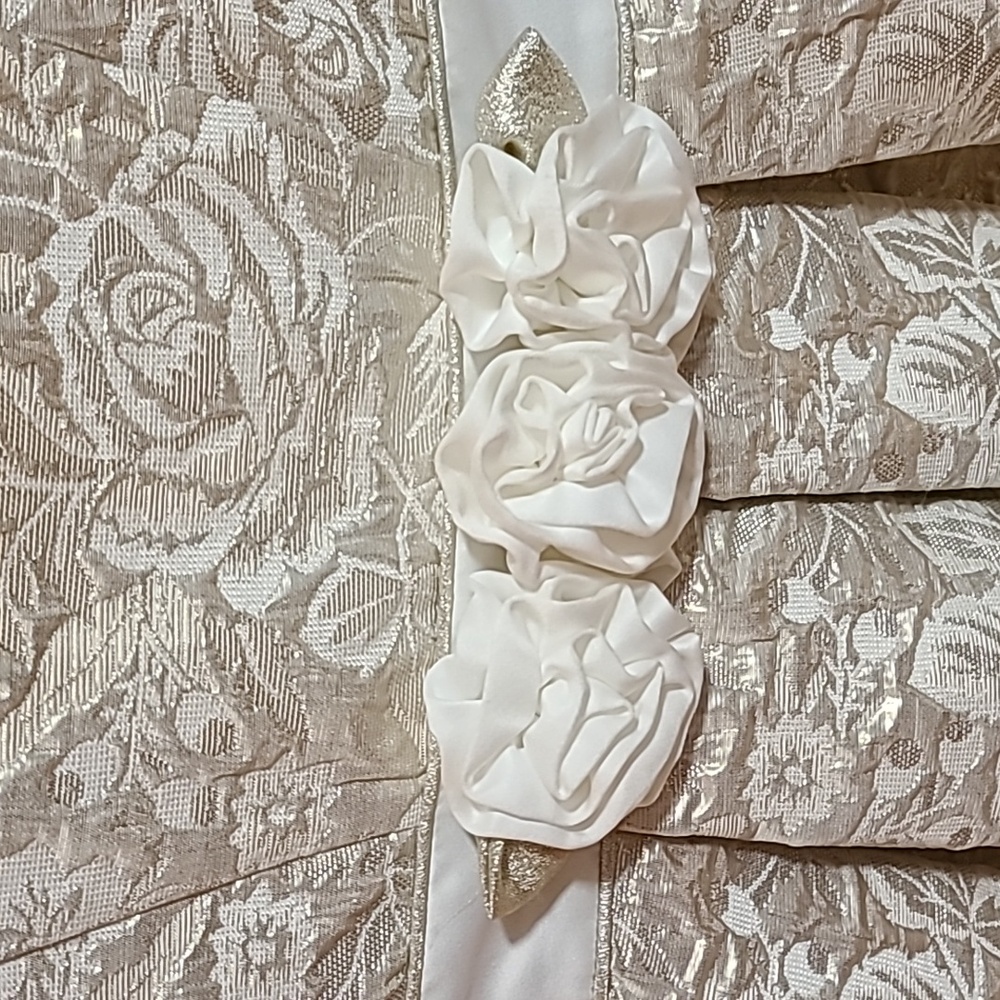 Little Angels Dress - Picture 5 of 7